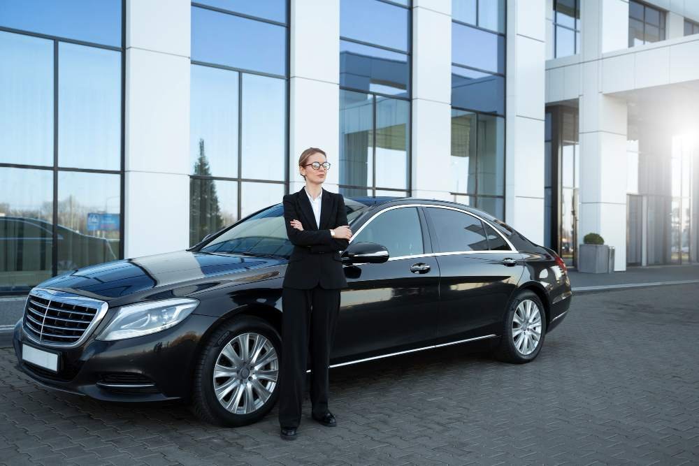 Executive chauffeur service Dubai