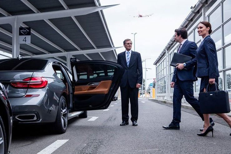 Premium Chauffeur-Driven Fleet in Abu Dhabi And UAE