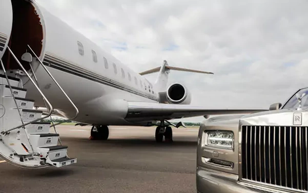 Local professional chauffeur service in Dubai