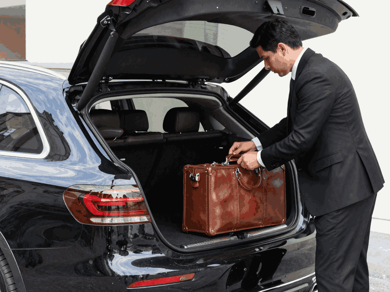 Luxury Airport Transfer Dubai