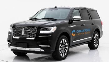 black Lincoln Navigator with chauffeur servie dubai